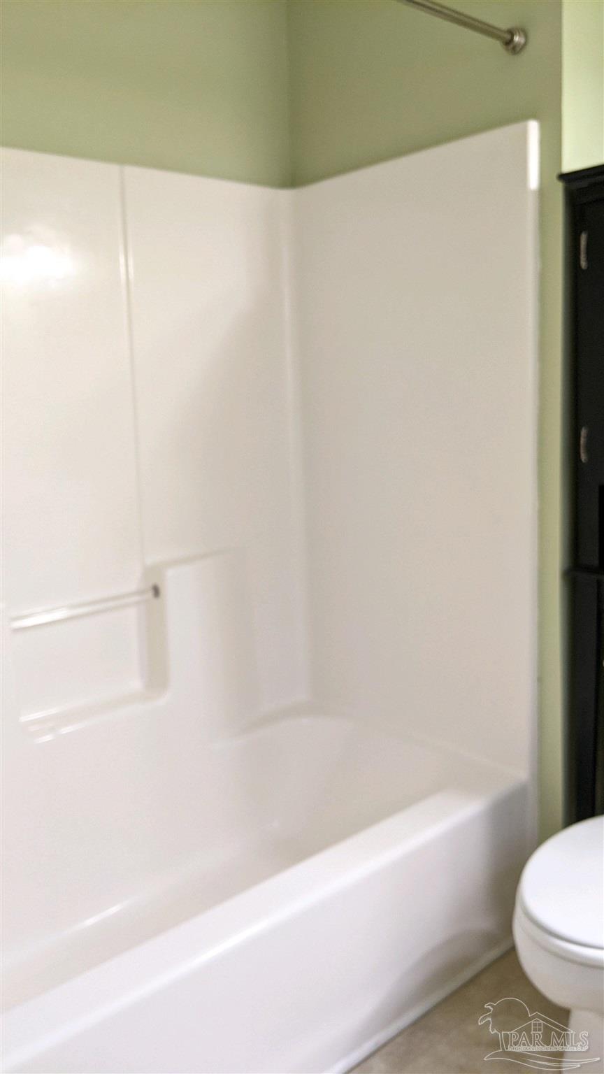 5303 Viking Road Pensacola, FL 32507 - Photo 13 of 22 Gallery Image 13