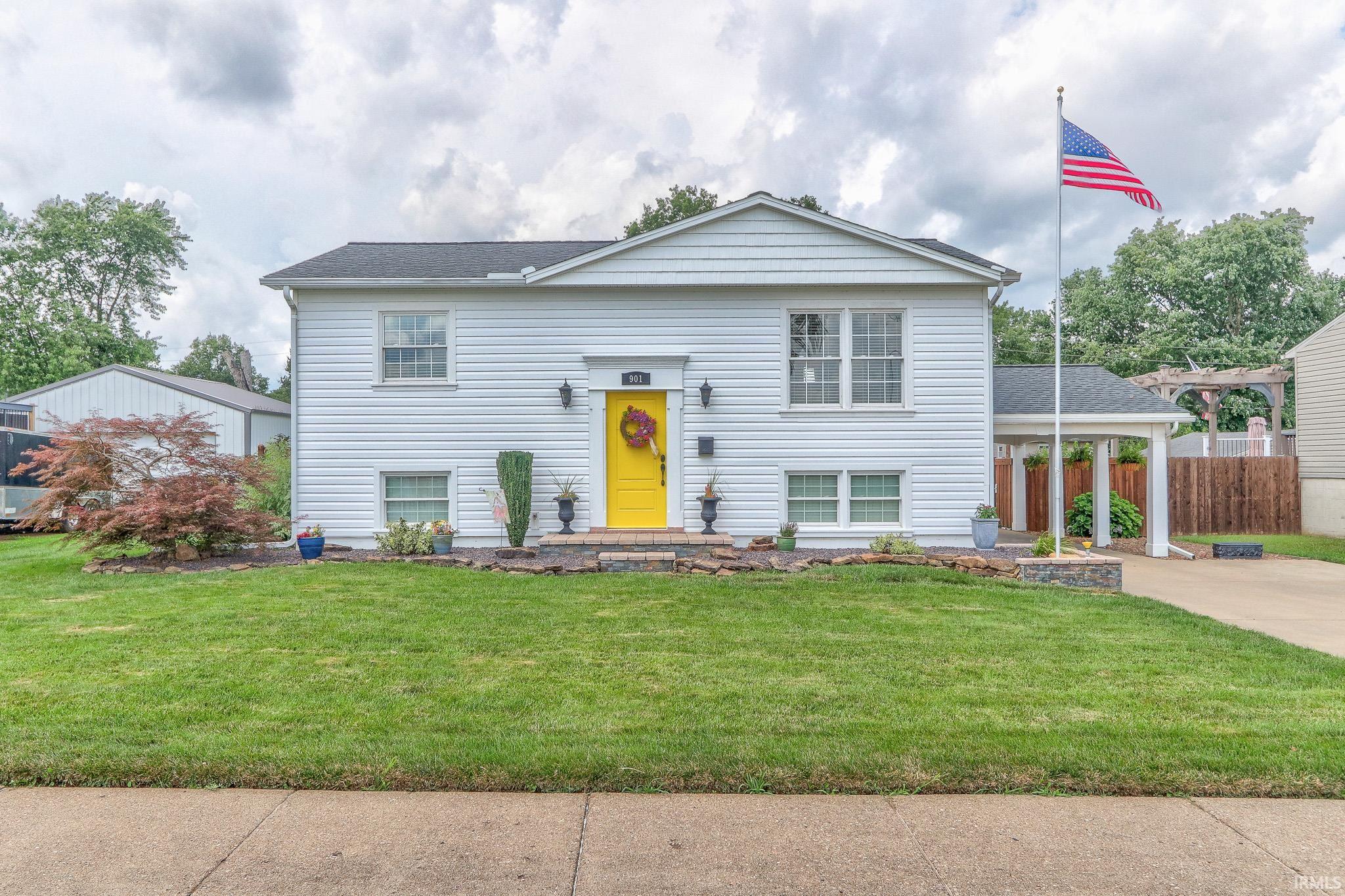 901 Old Post Road Evansville, IN 47710 - Photo 2 of 32 Gallery Image 2