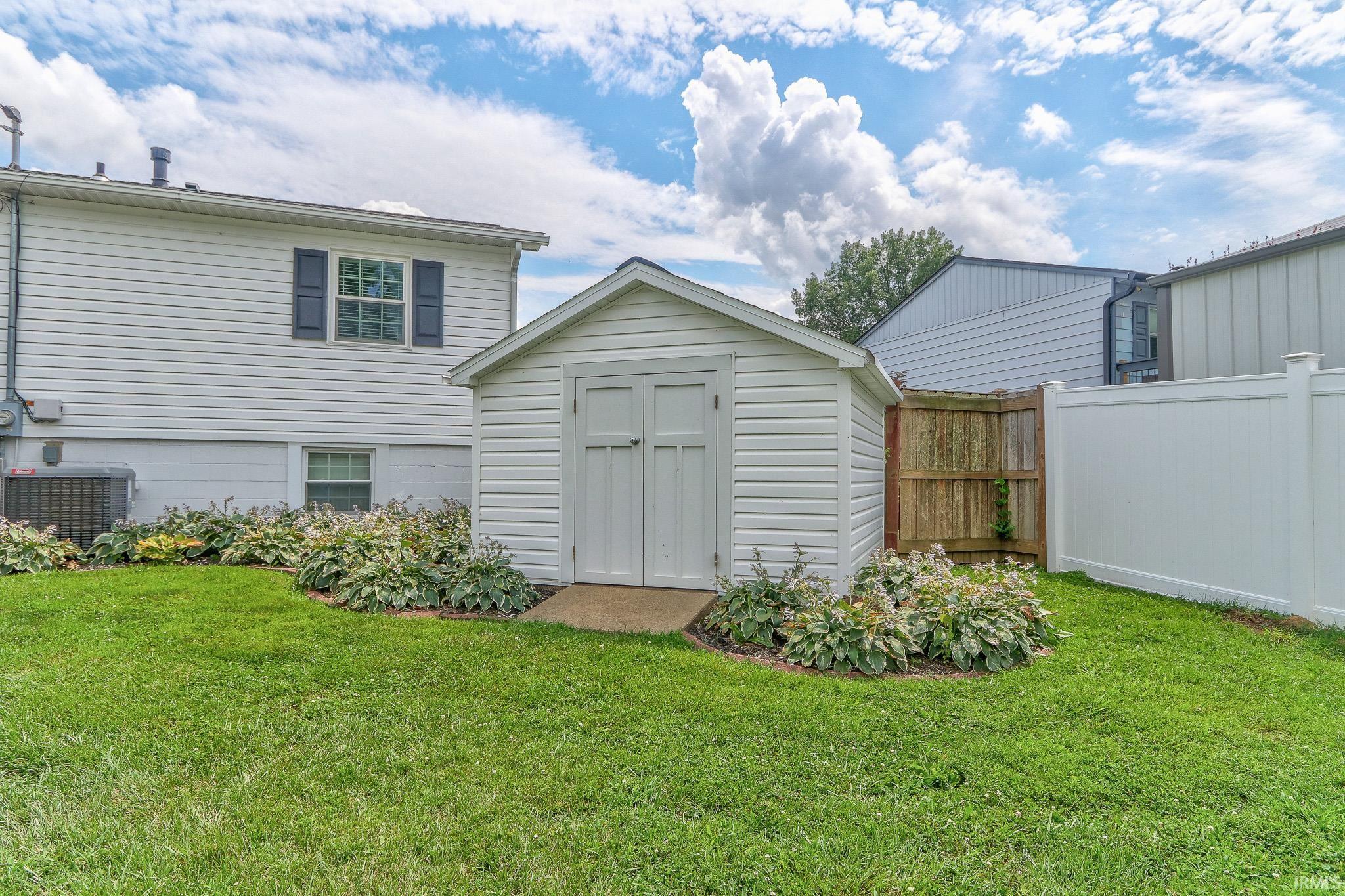 901 Old Post Road Evansville, IN 47710 - Photo 26 of 32 Gallery Image 26
