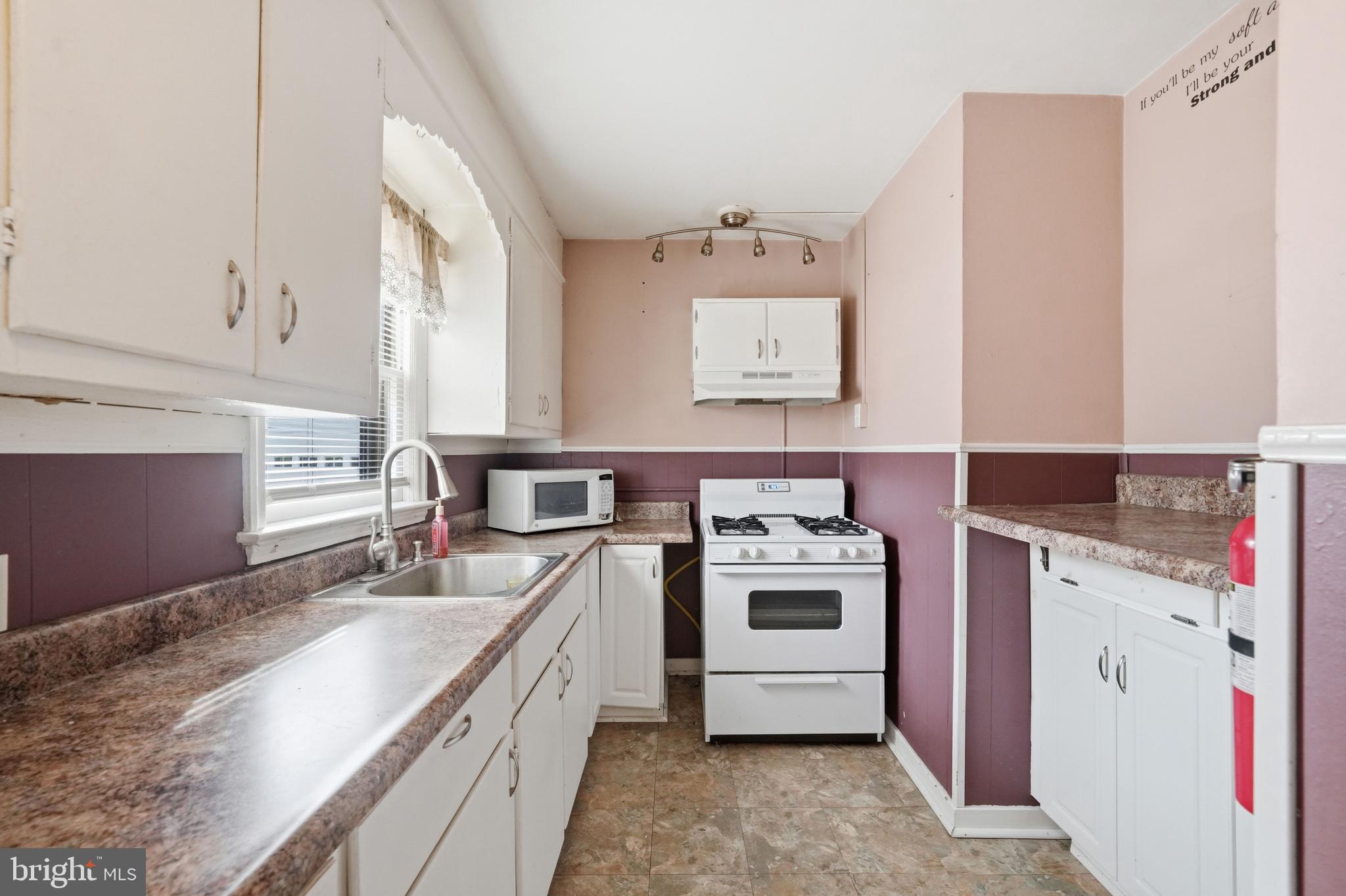 210 3rd Street Riverside, NJ 08075 - Photo 10 of 74
