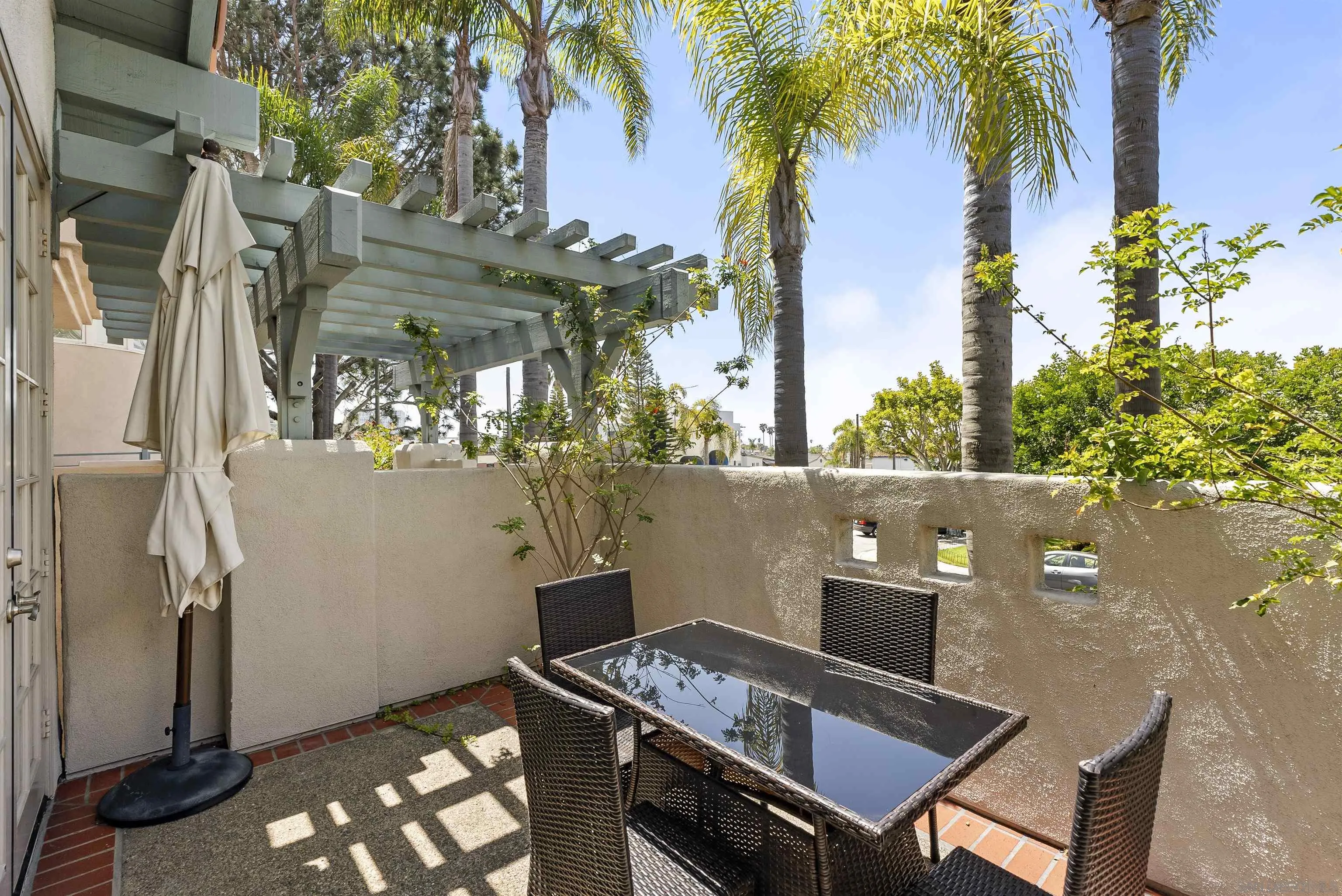 7715 Ivanhoe Avenue La Jolla, CA 92037 - Photo 13 of 28 a view of balcony and patio