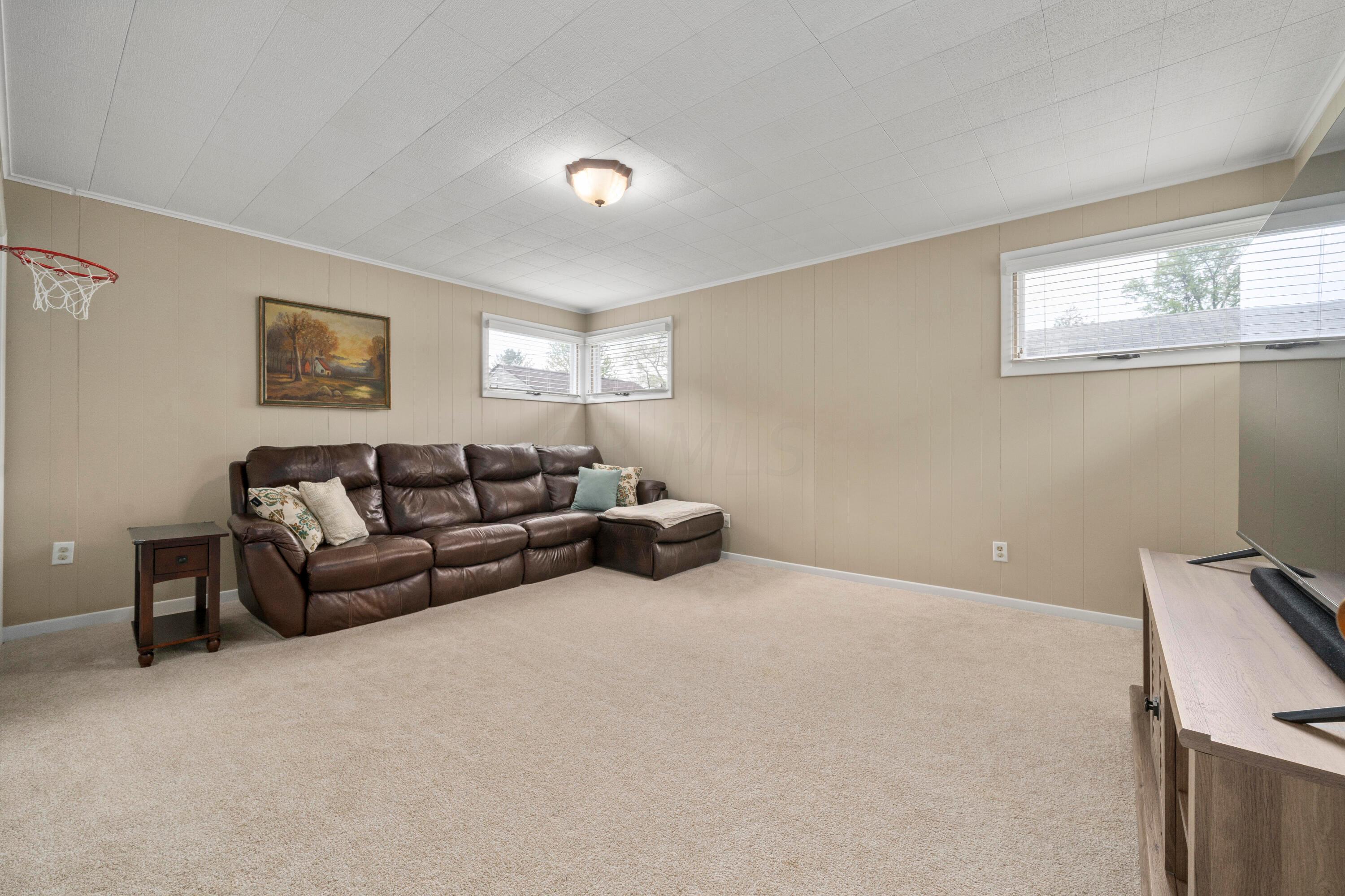 859 South Remington Road Bexley, OH 43209 - Photo 27 of 64 DSC05822