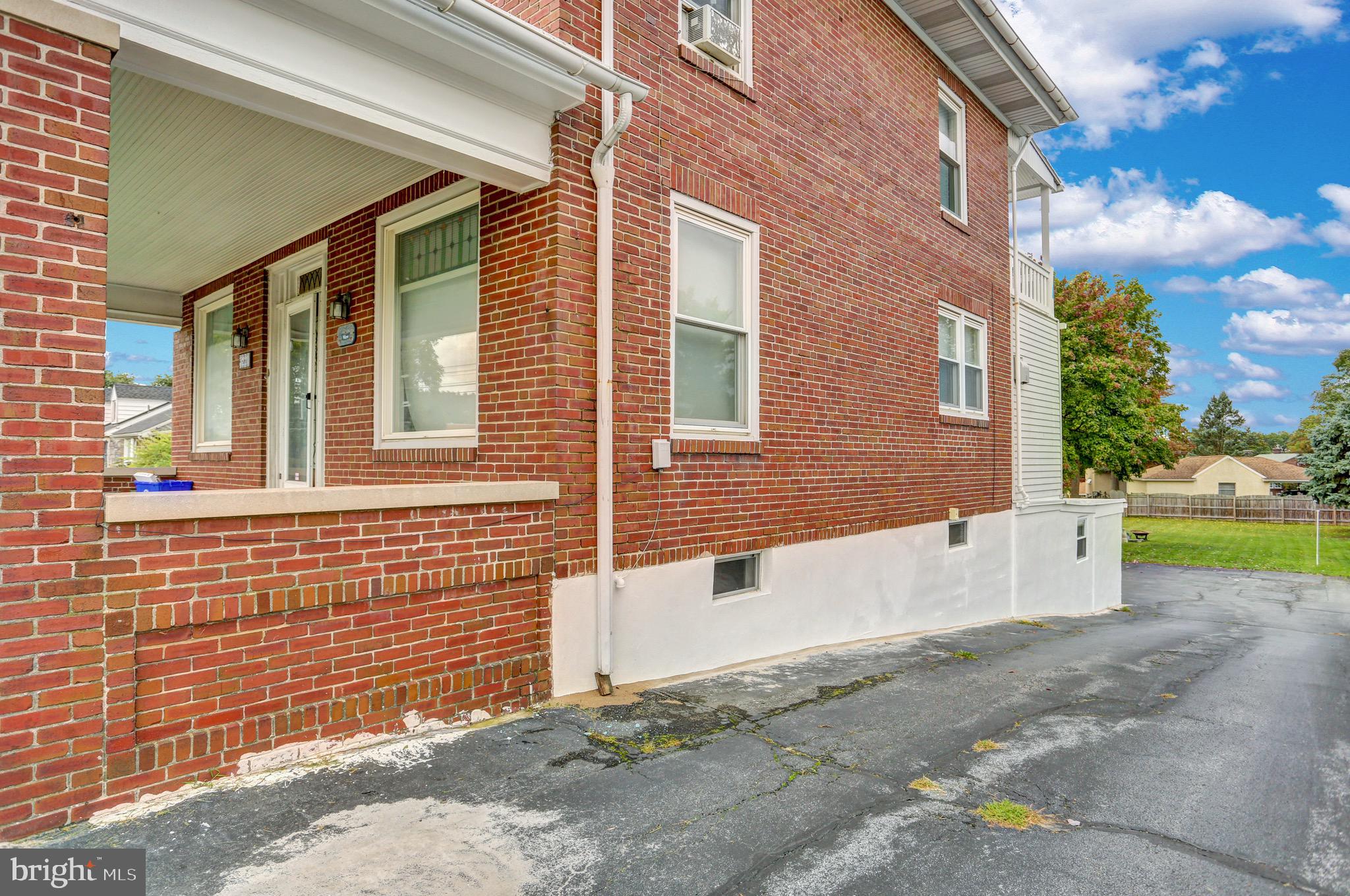 3220 Kutztown Road Reading, PA 19605 - Photo 3 of 27 Gallery Image 3