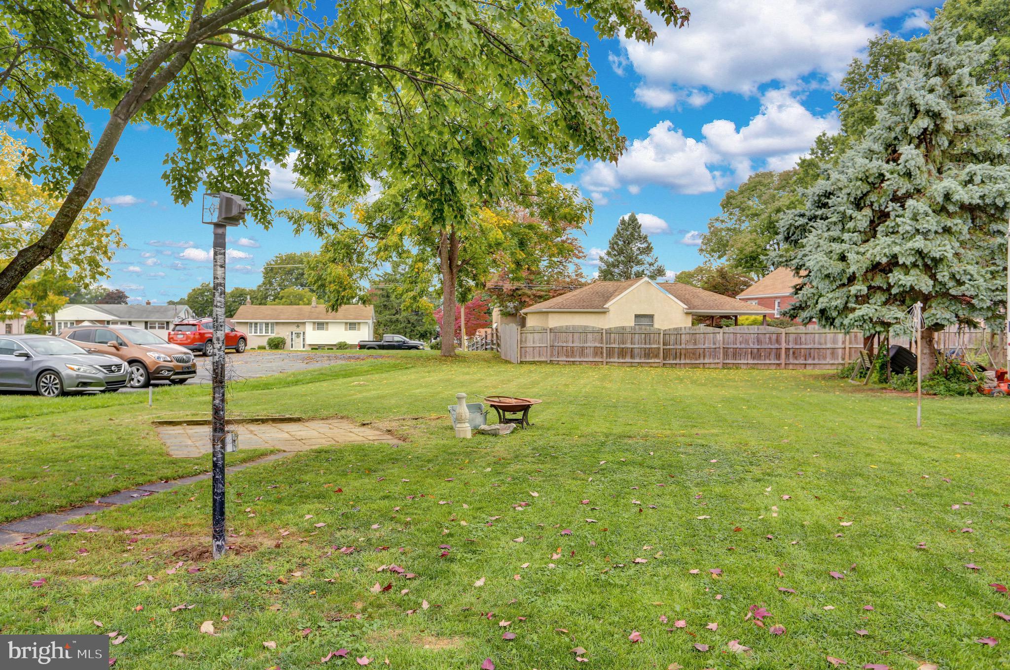 3220 Kutztown Road Reading, PA 19605 - Photo 4 of 27 Gallery Image 4