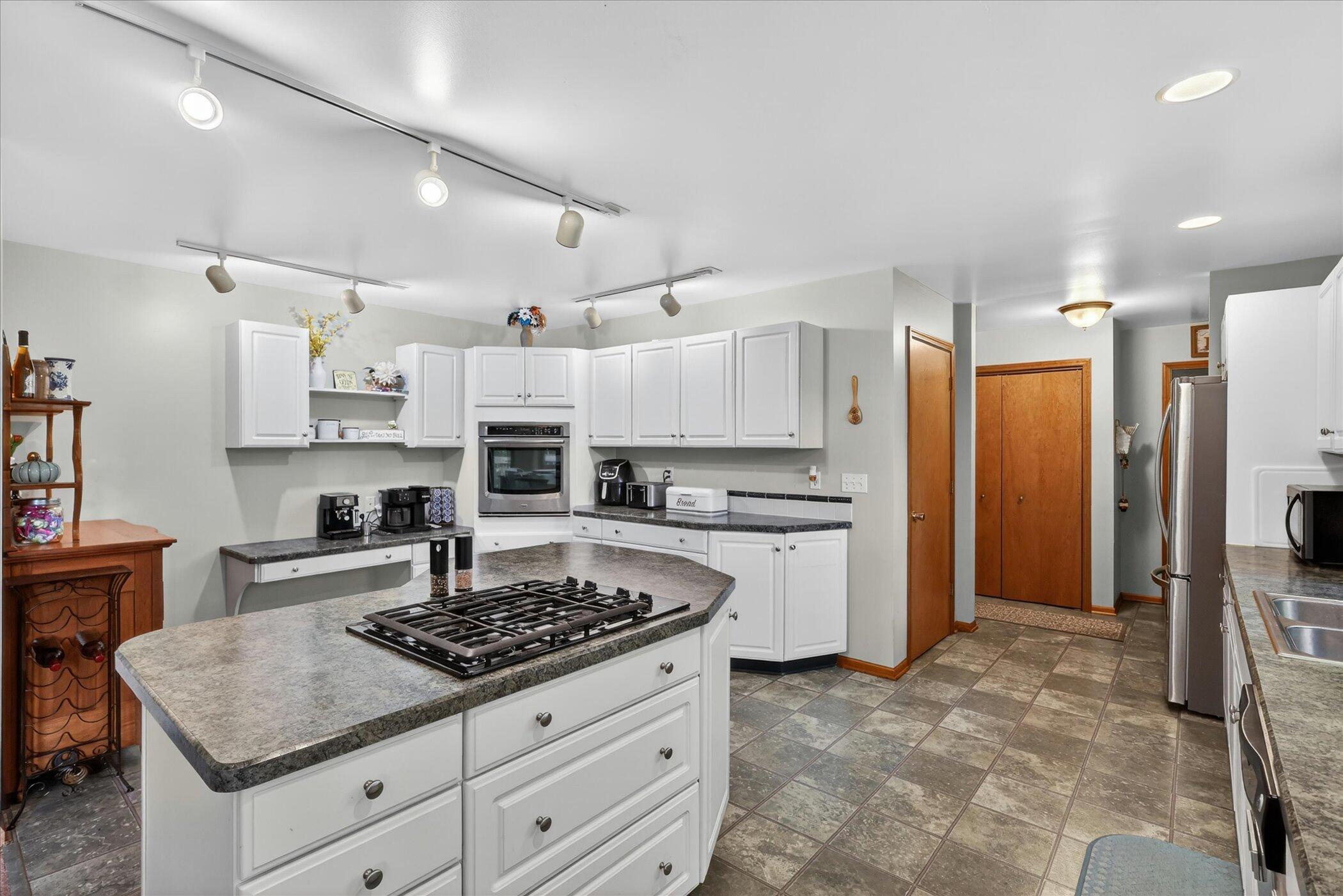 1286 Bridge Road Allegan, MI 49010 - Photo 17 of 51 Kitchen