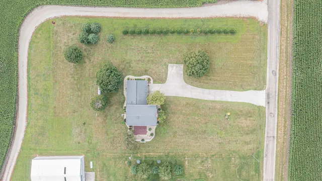 $338,000 | 35588 2300 N Avenue, Mendota, IL 61342