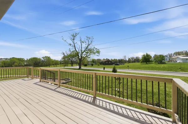 $249,000 | 707 East Broad Street, Dickson, TN 37055