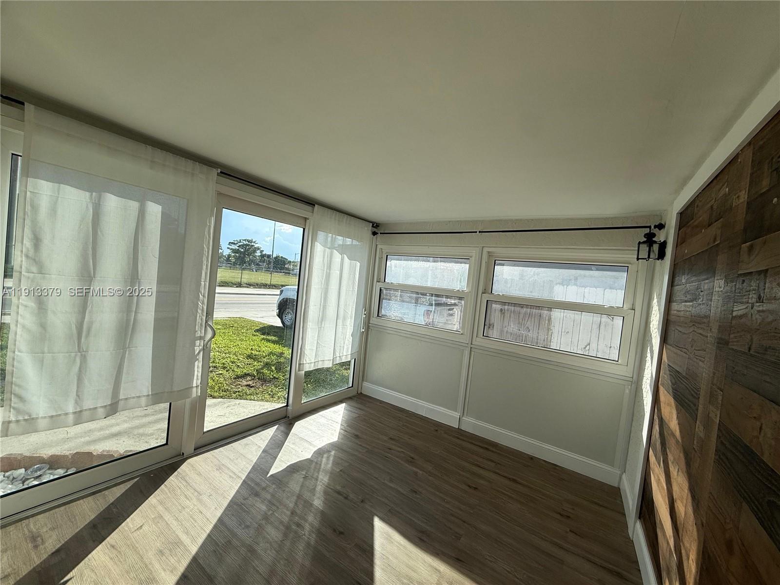 601 Southwest 10th Street Delray Beach, FL 33444 - Photo 15 of 19