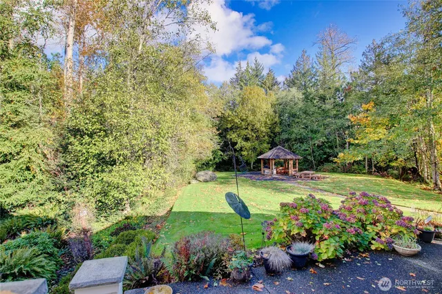 a view of a porch with furniture
