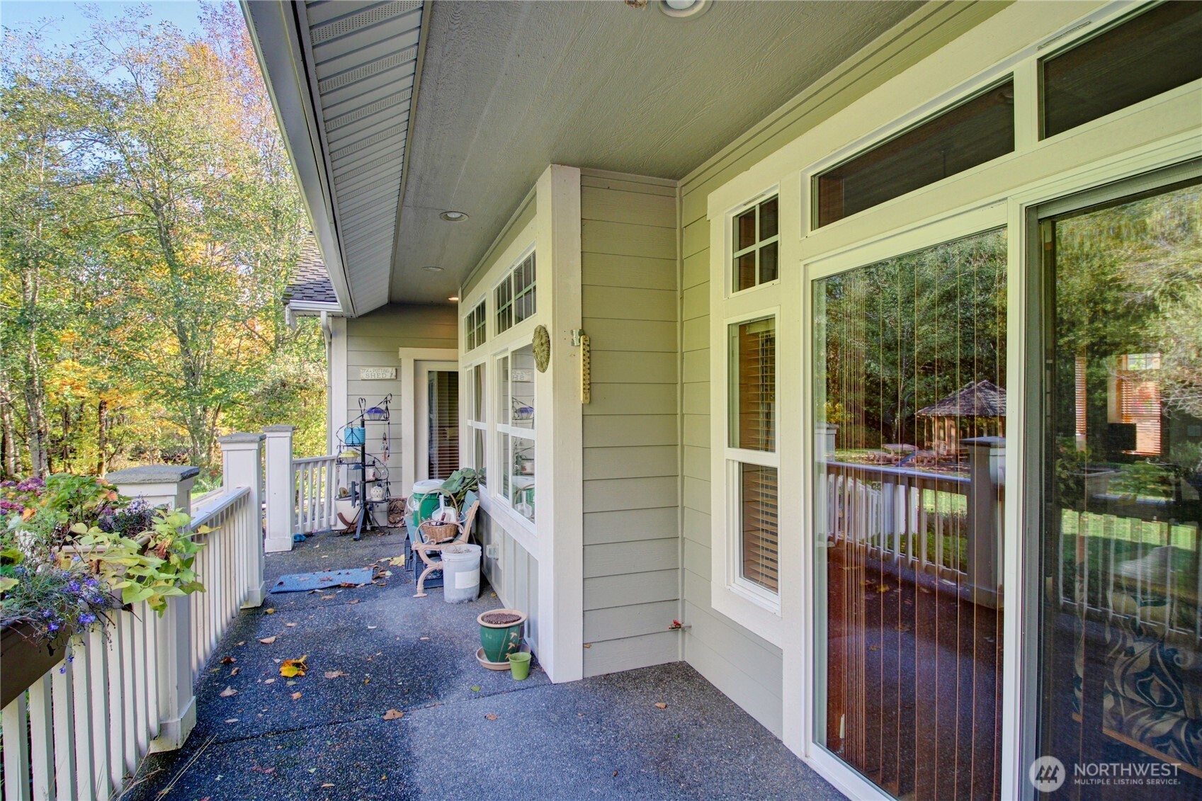 1316 Eagle Ridge Drive, Unit 4 Mount Vernon, WA 98274 - Photo 12 of 29 a view of a porch with furniture