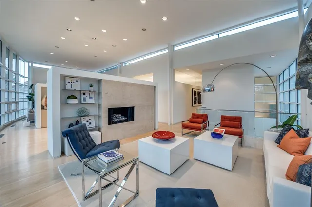 $5,400,000 | 4428 North Versailles Avenue, Highland Park, TX 75205