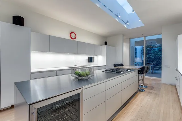 $5,400,000 | 4428 North Versailles Avenue, Highland Park, TX 75205