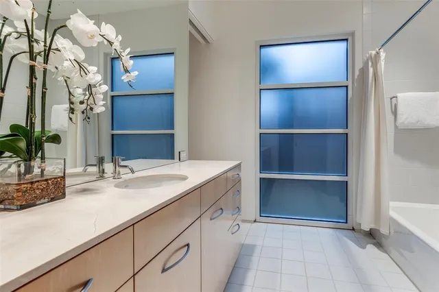 $5,400,000 | 4428 North Versailles Avenue, Highland Park, TX 75205