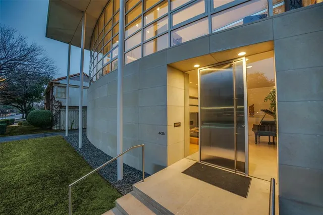 $5,400,000 | 4428 North Versailles Avenue, Highland Park, TX 75205