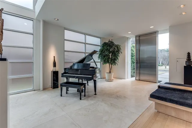 $5,400,000 | 4428 North Versailles Avenue, Highland Park, TX 75205