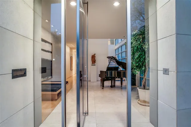 $5,400,000 | 4428 North Versailles Avenue, Highland Park, TX 75205