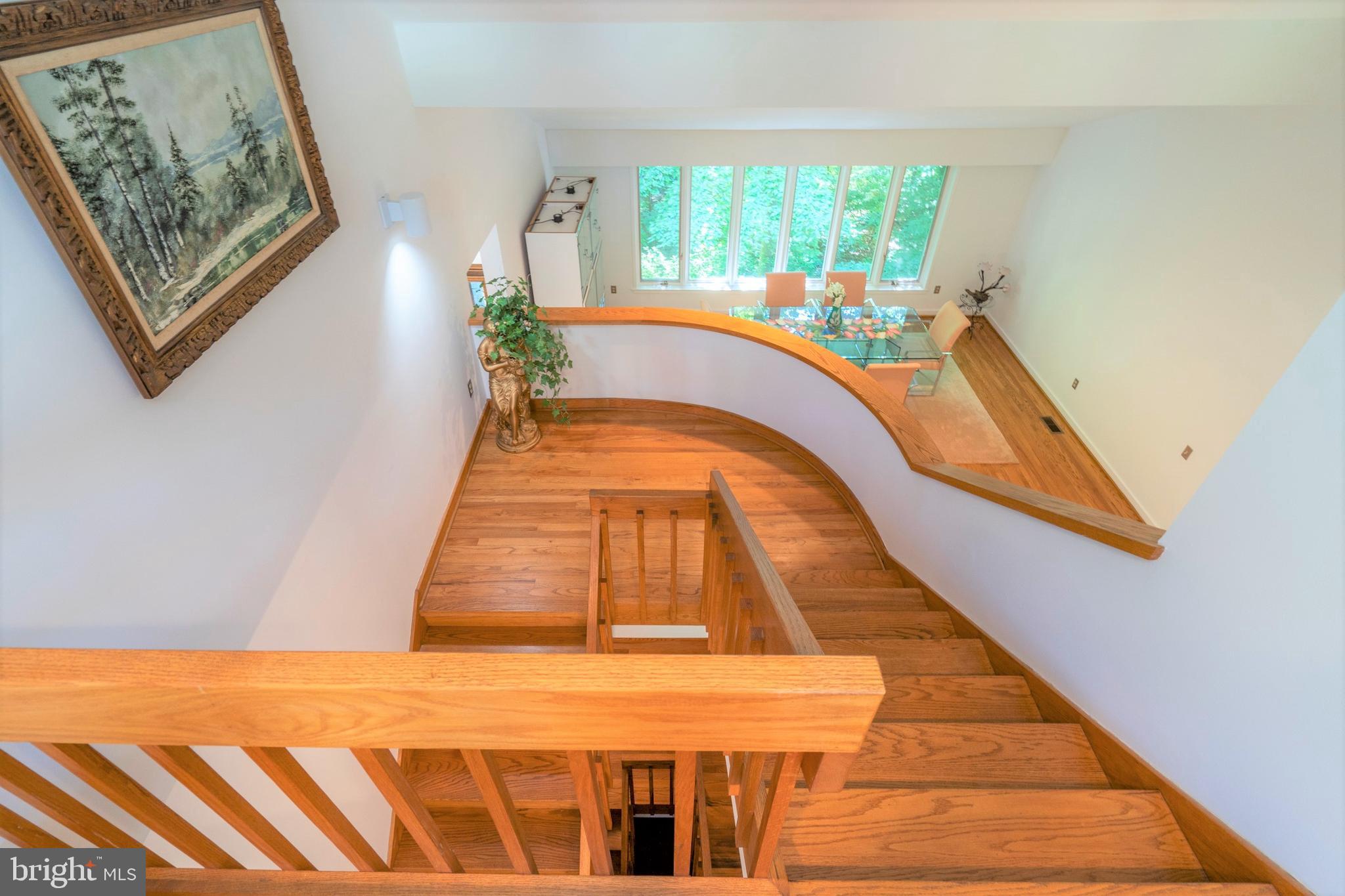 309 Valley Place Radnor, PA 19087 - Photo 28 of 39 a bedroom with a bed and a window