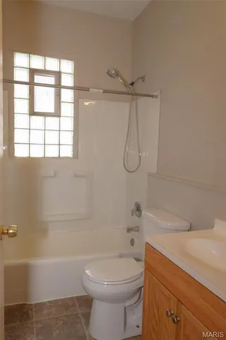 $1,050 | 2126 Lexa Drive, Jennings, MO 63136