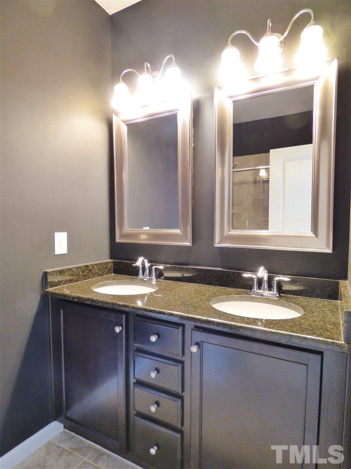 1430 Crafton Way Raleigh, NC 27607 - Photo 18 of 25