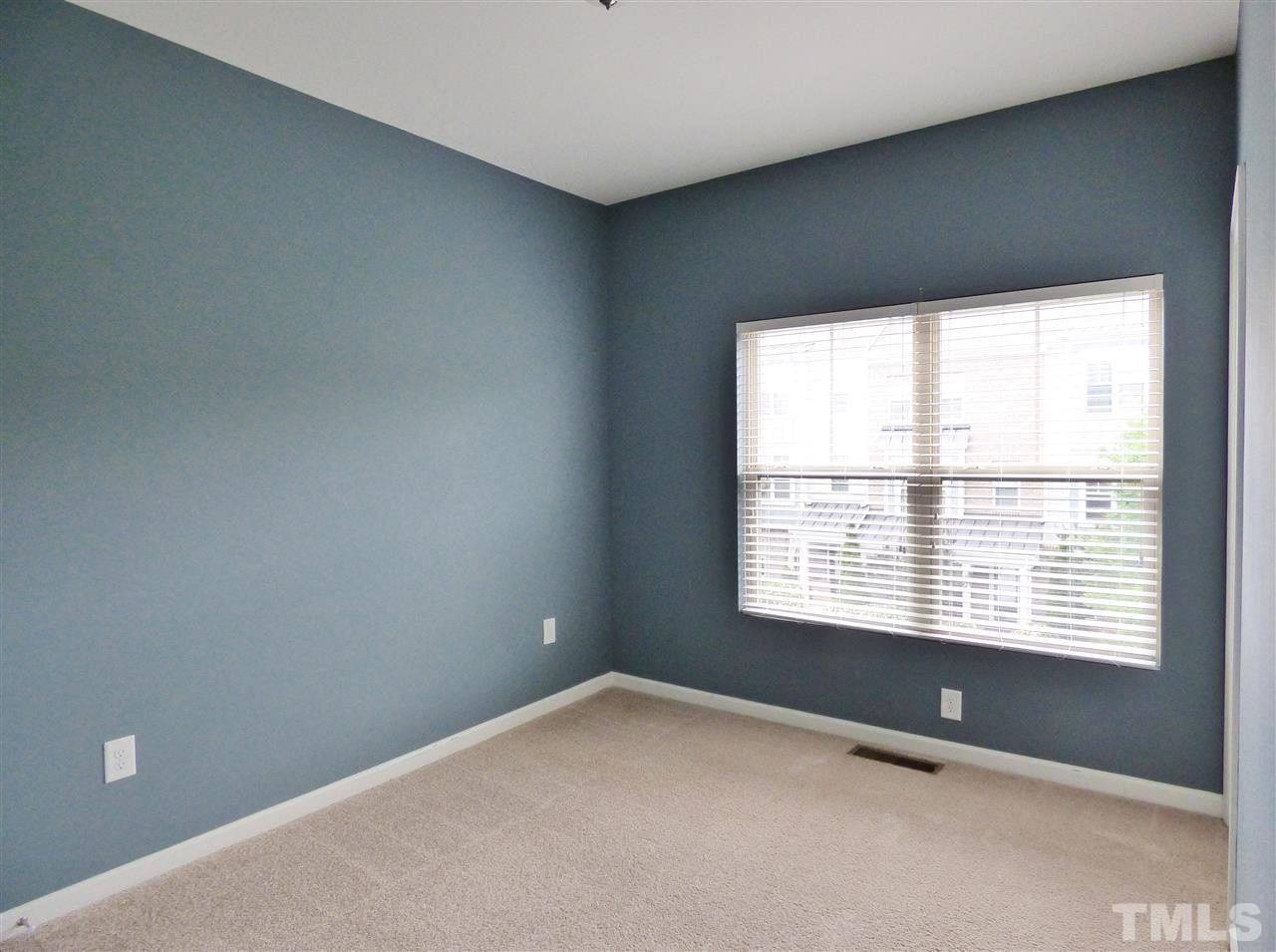 1430 Crafton Way Raleigh, NC 27607 - Photo 20 of 25