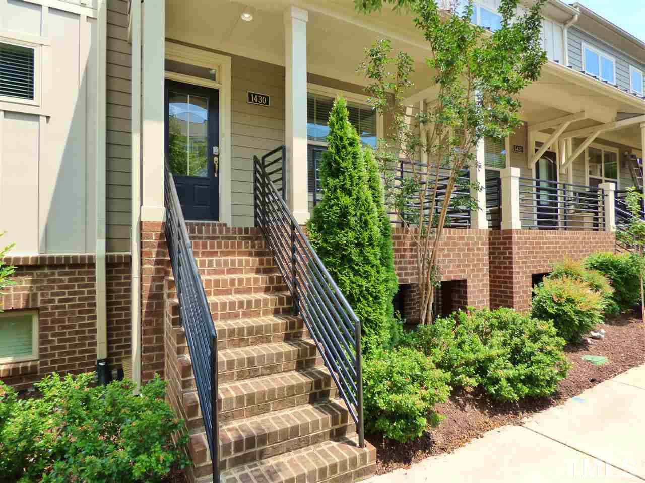 1430 Crafton Way Raleigh, NC 27607 - Photo 3 of 25
