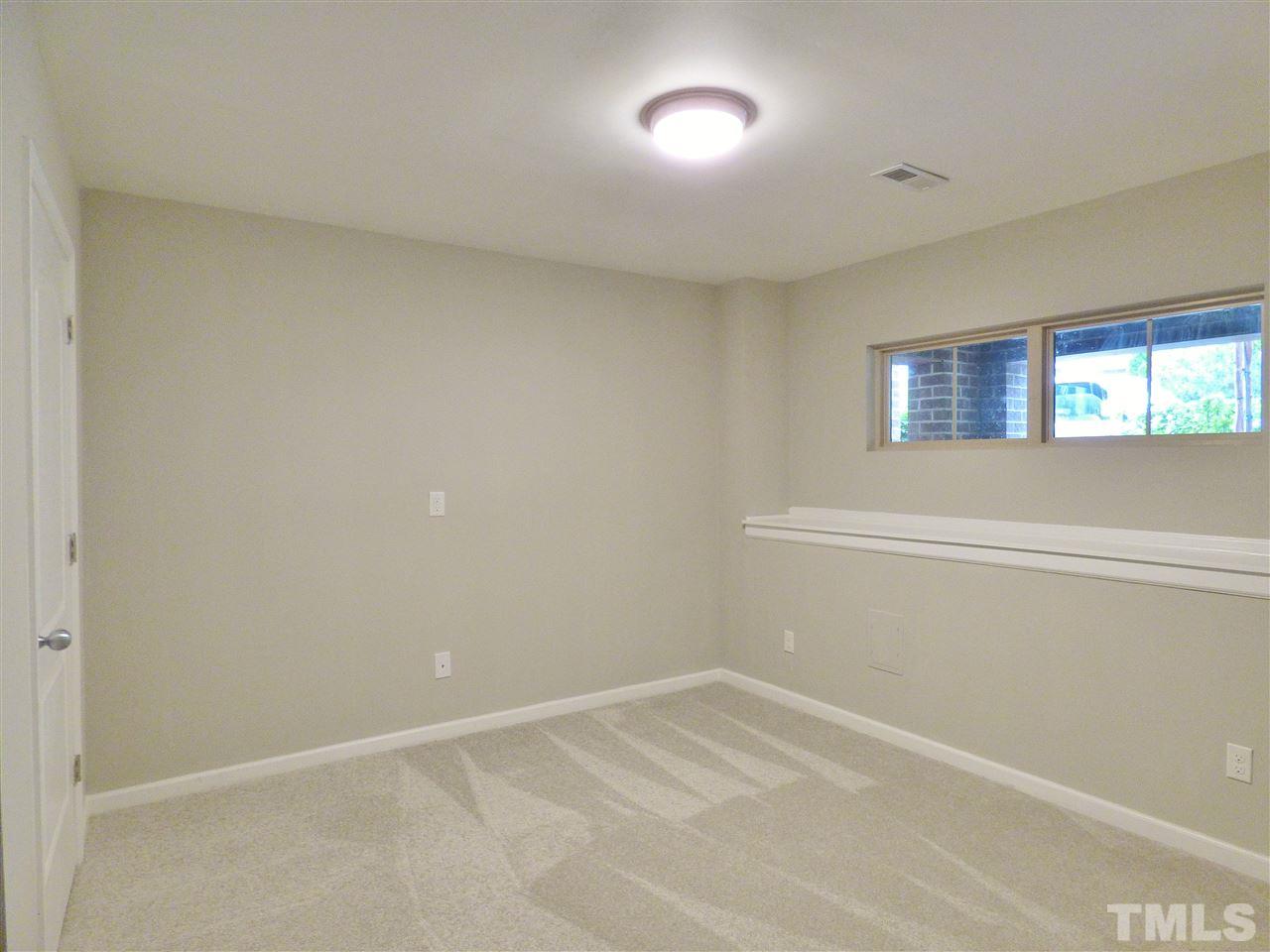 1430 Crafton Way Raleigh, NC 27607 - Photo 22 of 25