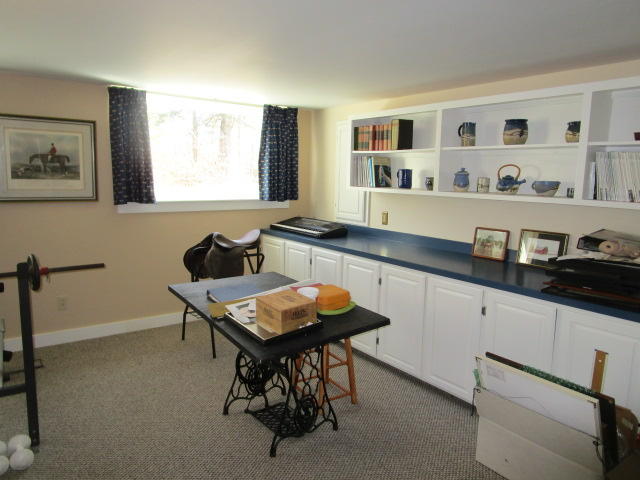 19 Fisher Road Holden, ME 04429 - Photo 16 of 27 IMG_5649 (640x480)