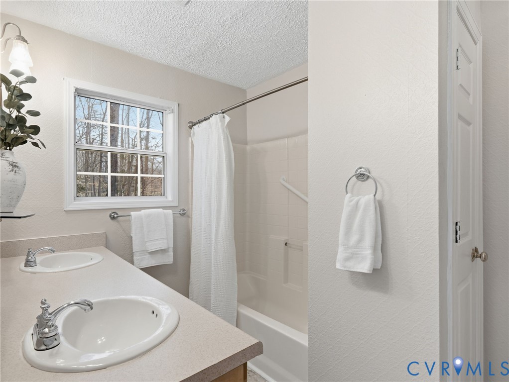 1637 Gardners Road Mineral, VA 23117 - Photo 20 of 26