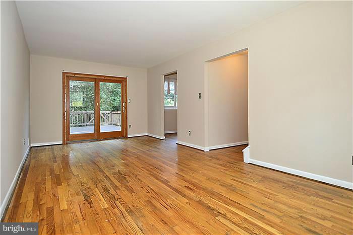 208 Beaumont Road Silver Spring, MD 20904 - Photo 12 of 26 Family Room