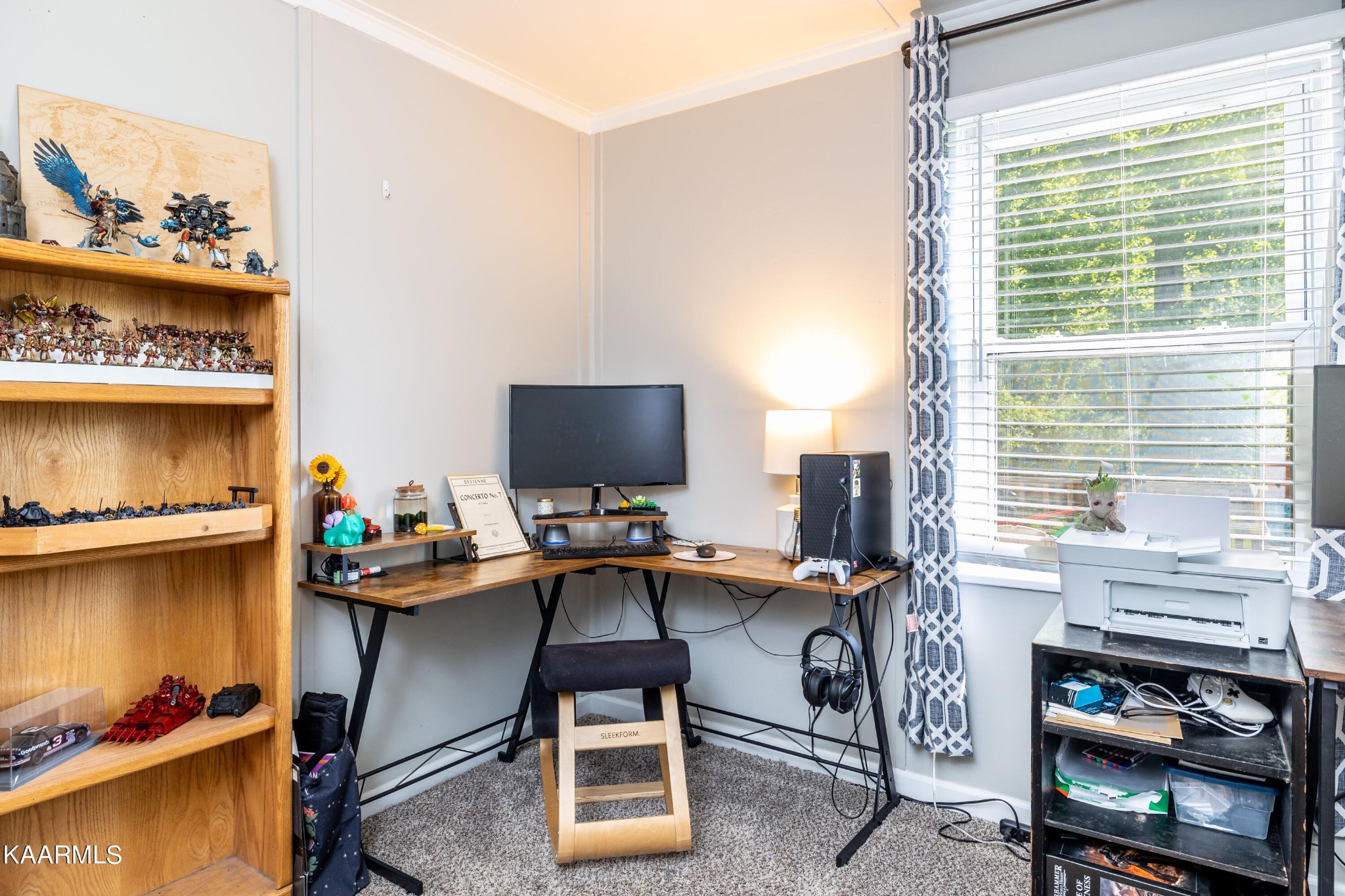 117 Jarrett Lane Oak Ridge, TN 37830 - Photo 23 of 35 a view of a workspace with furniture and a window