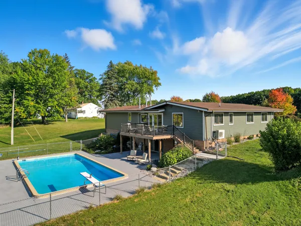 $495,000 | 8450 Tamarack Road, Lakeview, MI 48850