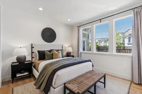 $2,695,000 | 76 Bayharbor Way, San Rafael, CA 94901