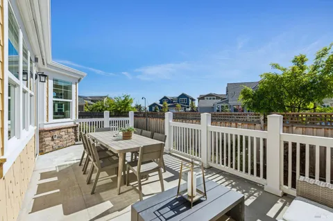 $2,695,000 | 76 Bayharbor Way, San Rafael, CA 94901