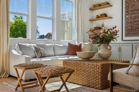 $2,695,000 | 76 Bayharbor Way, San Rafael, CA 94901