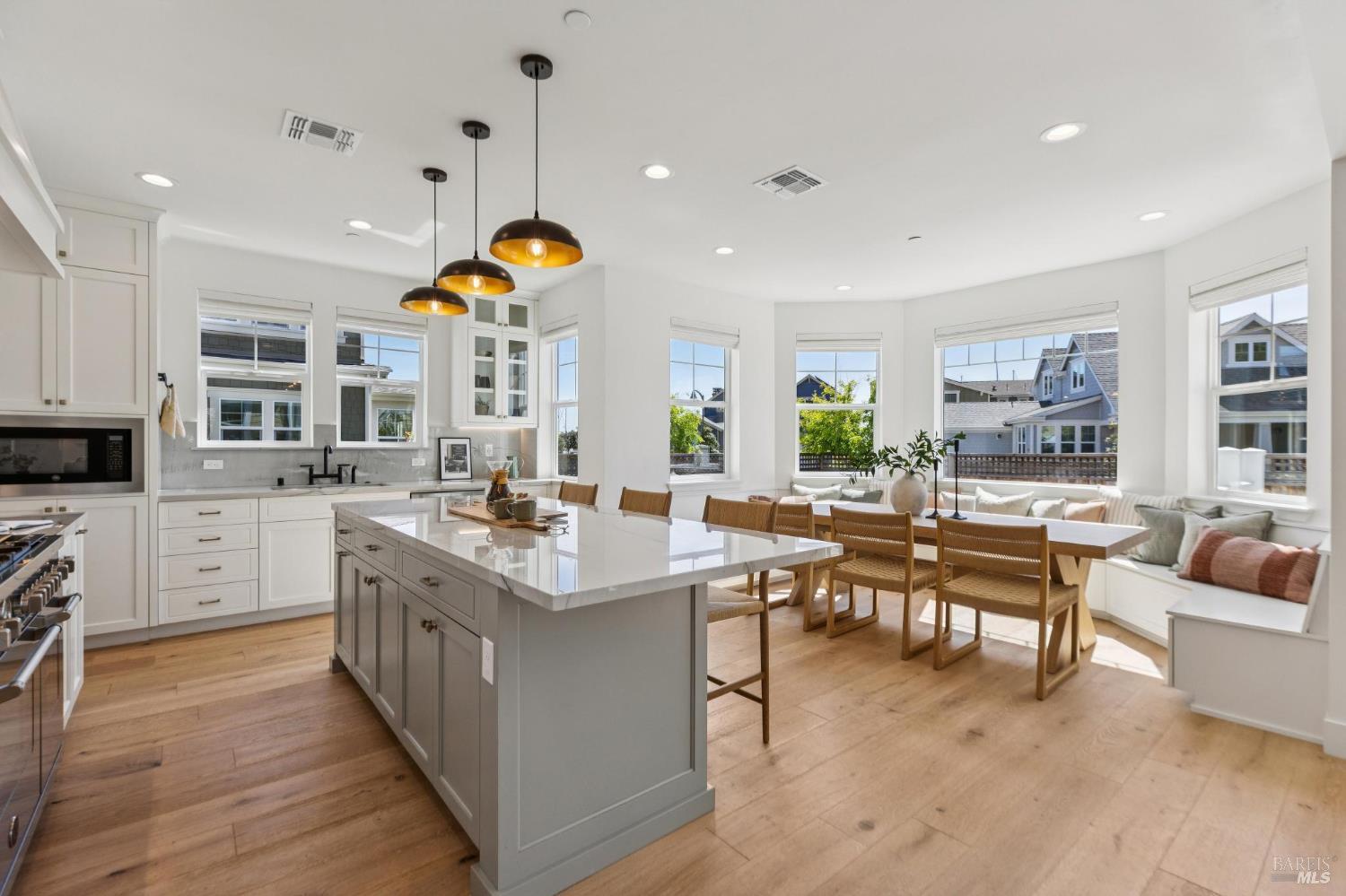 76 Bayharbor Way San Rafael, CA 94901 - Photo 22 of 42