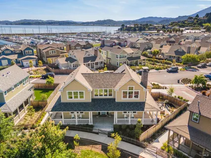 $2,695,000 | 76 Bayharbor Way, San Rafael, CA 94901