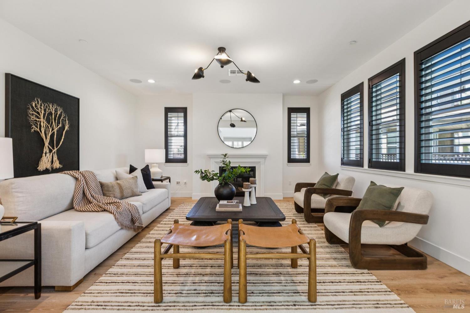 76 Bayharbor Way San Rafael, CA 94901 - Photo 4 of 42