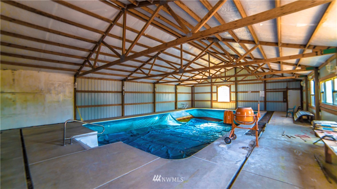 146 Mauerman Road North Chehalis, WA 98532 - Photo 34 of 40 a view of a swimming pool with a patio