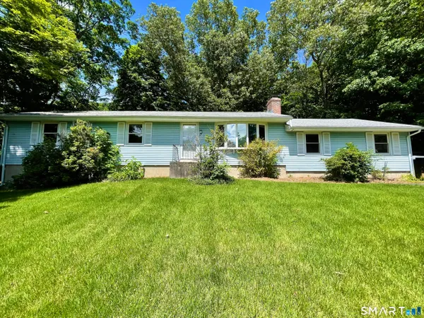 $425,000 | 5 Cold Spring Circle, Shelton, CT 06484