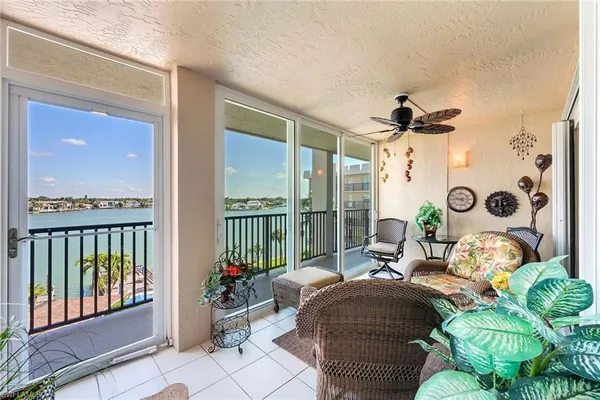 $9,500 | 3500 Gulf Shore Boulevard North, Unit 505, Naples, FL 34103