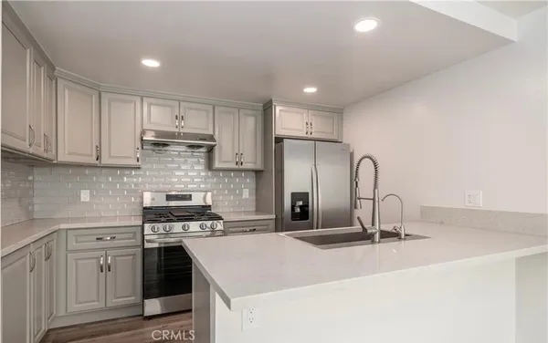 $4,200 | 6 Vercelli, Irvine, CA 92620