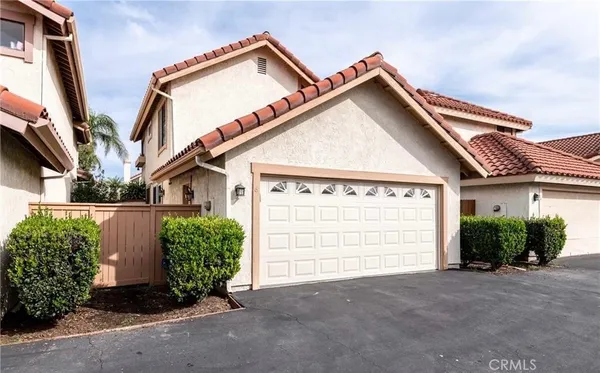 $4,200 | 6 Vercelli, Irvine, CA 92620