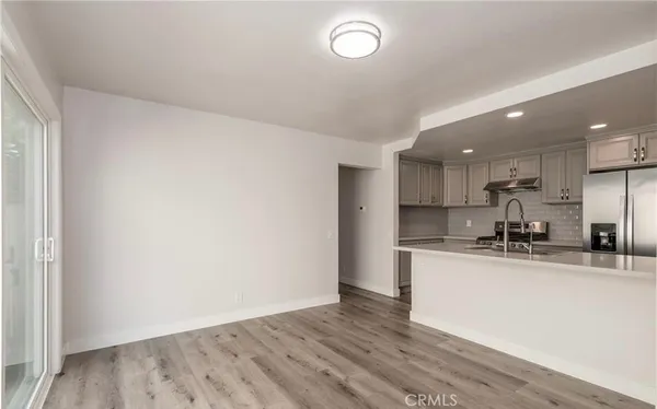 $4,200 | 6 Vercelli, Irvine, CA 92620