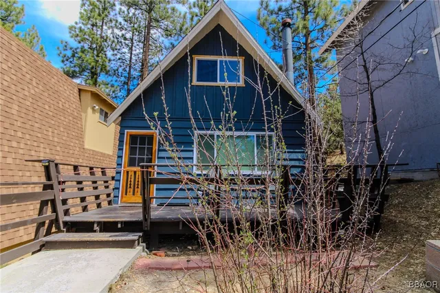 $1,800 | 506 Deer Horn Drive, Big Bear City, CA 92314