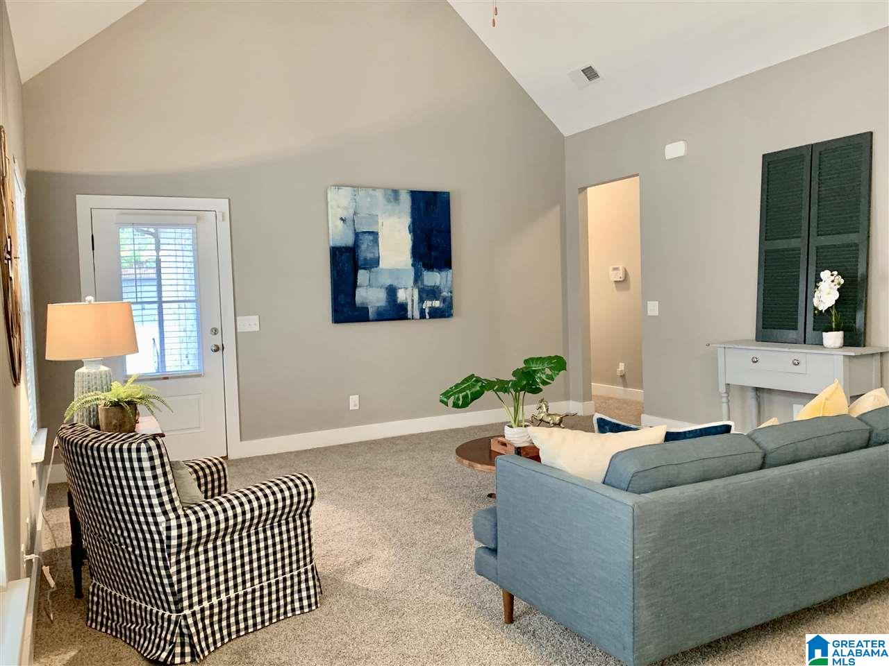 5605 Park Side Road Birmingham, AL 35244 - Photo 4 of 32
