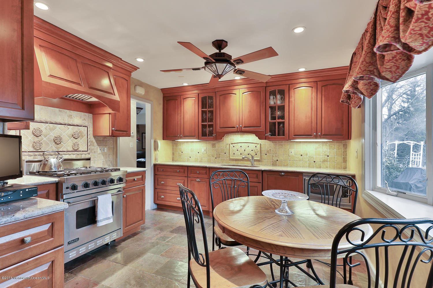 110 Rivers Edge Drive Little Silver, NJ 07739 - Photo 12 of 35 110 Rivers Edge Dr Little-large-015-21-4