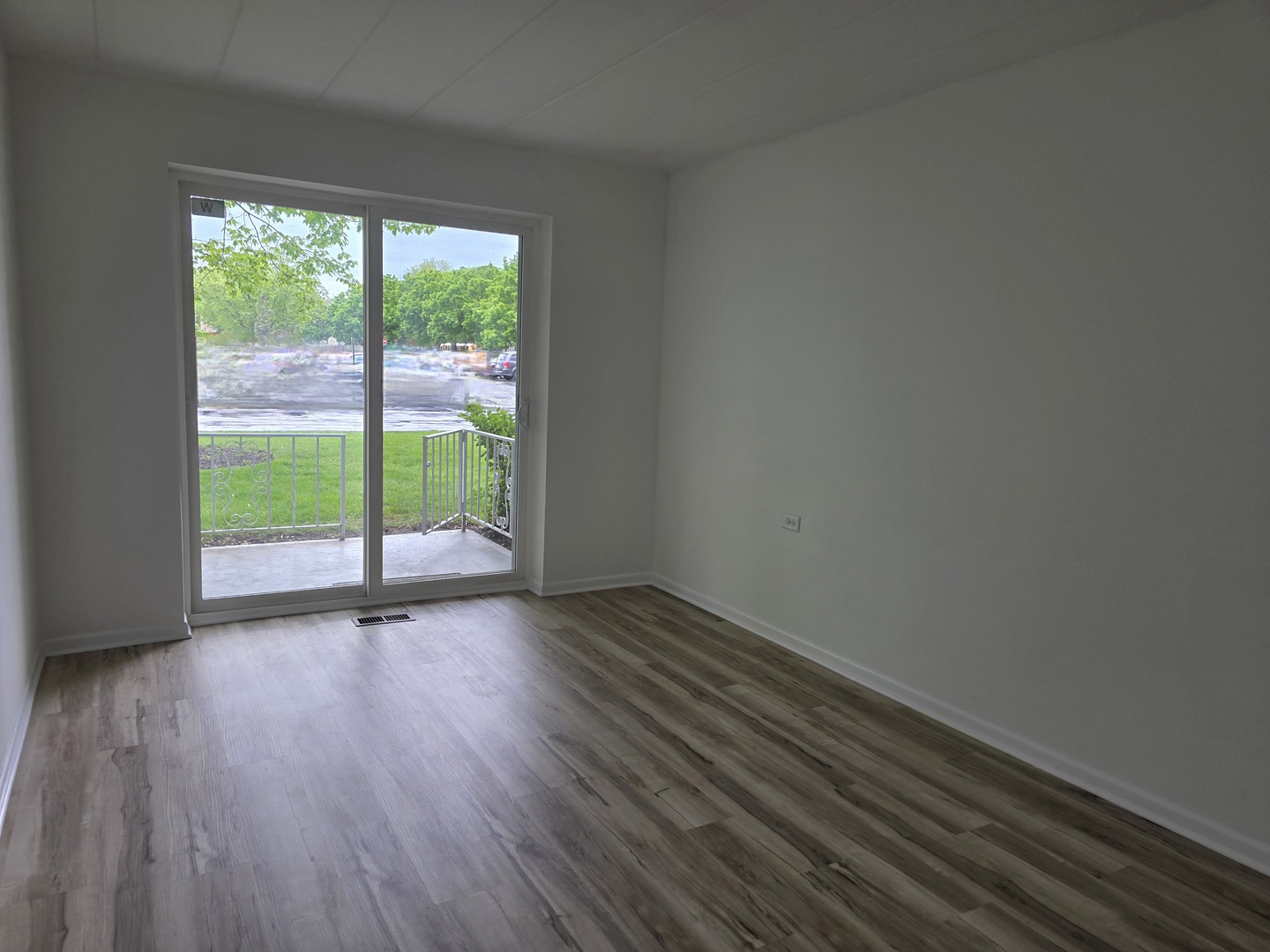 127 North Wolf Road, Unit 41A Wheeling, IL 60090 - Photo 30 of 52 Gallery Image 30