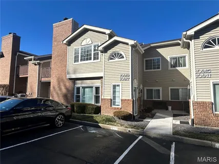 $224,900 | 10919 Vauxhall Drive, St. Louis, MO 63146