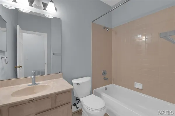 $224,900 | 10919 Vauxhall Drive, St. Louis, MO 63146