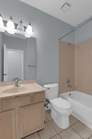 $224,900 | 10919 Vauxhall Drive, St. Louis, MO 63146